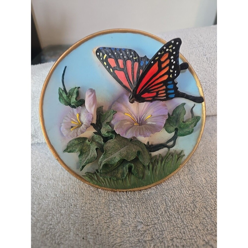 1999 Cadona 3D  Butterfly Flowers Morning Glory Collector’s Plate